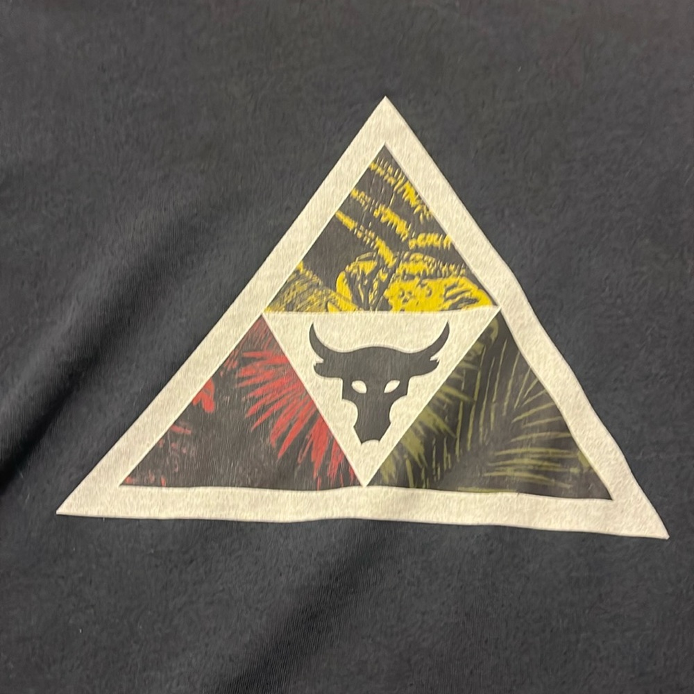 Under Armour rock tee